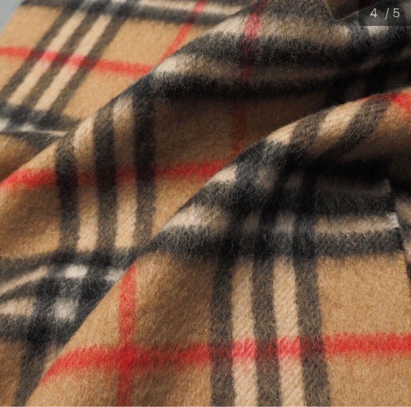 BURBERRY經典格紋羊絨圍巾✨-3