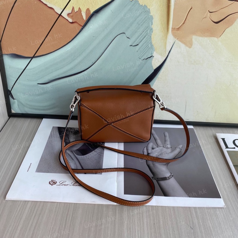 Loewe mini puzzle 焦糖色 斜挎包-1