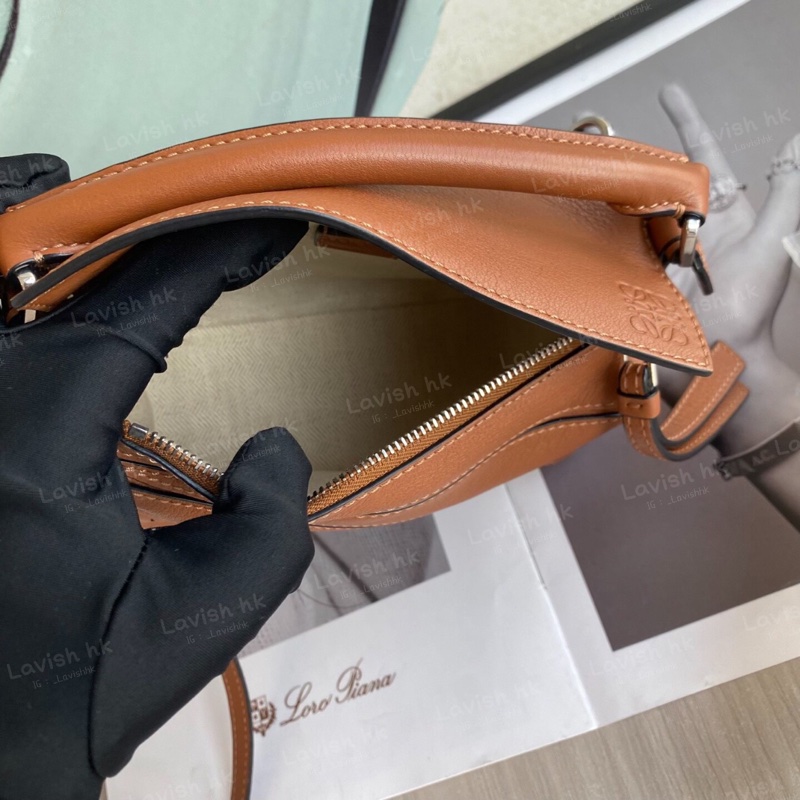 Loewe mini puzzle 焦糖色 斜挎包-7