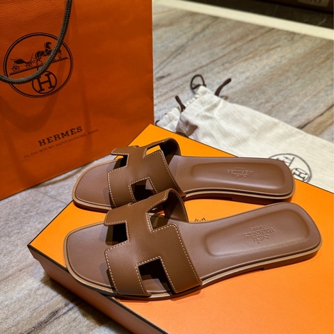 Hermes Oran 涼鞋 金棕色38