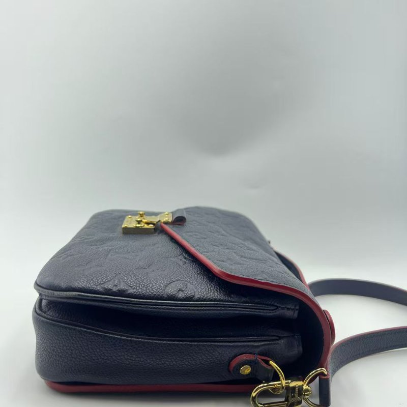 路易威登 Pochette Metis 全皮壓紋郵差包-4