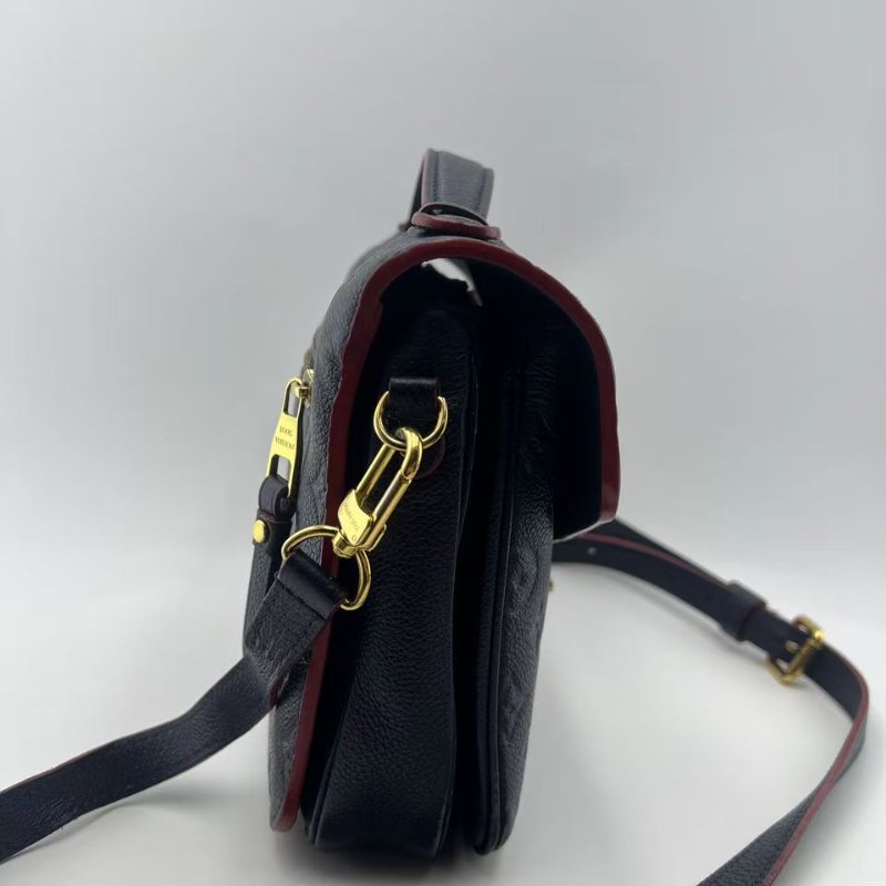 路易威登 Pochette Metis 全皮壓紋郵差包-5
