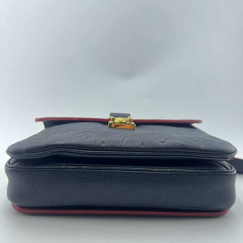 路易威登 Pochette Metis 全皮壓紋郵差包-6