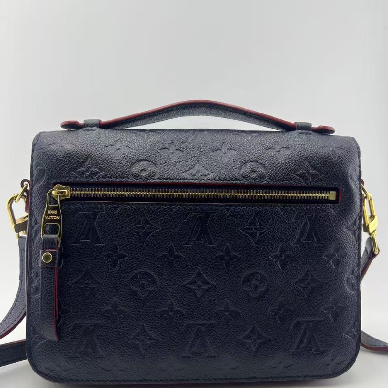 路易威登 Pochette Metis 全皮壓紋郵差包-8