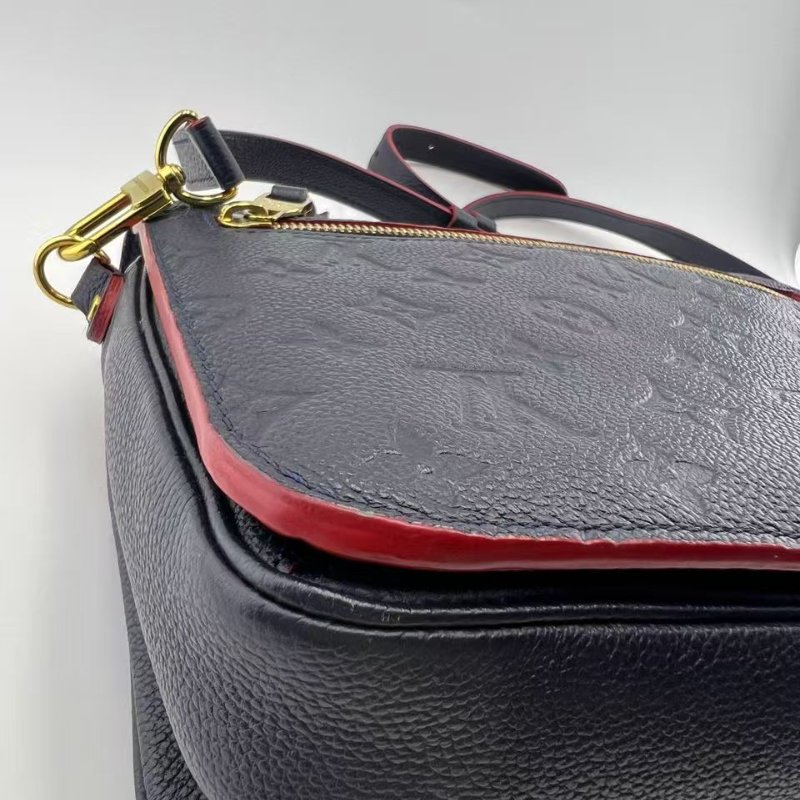 路易威登 Pochette Metis 全皮壓紋郵差包-22