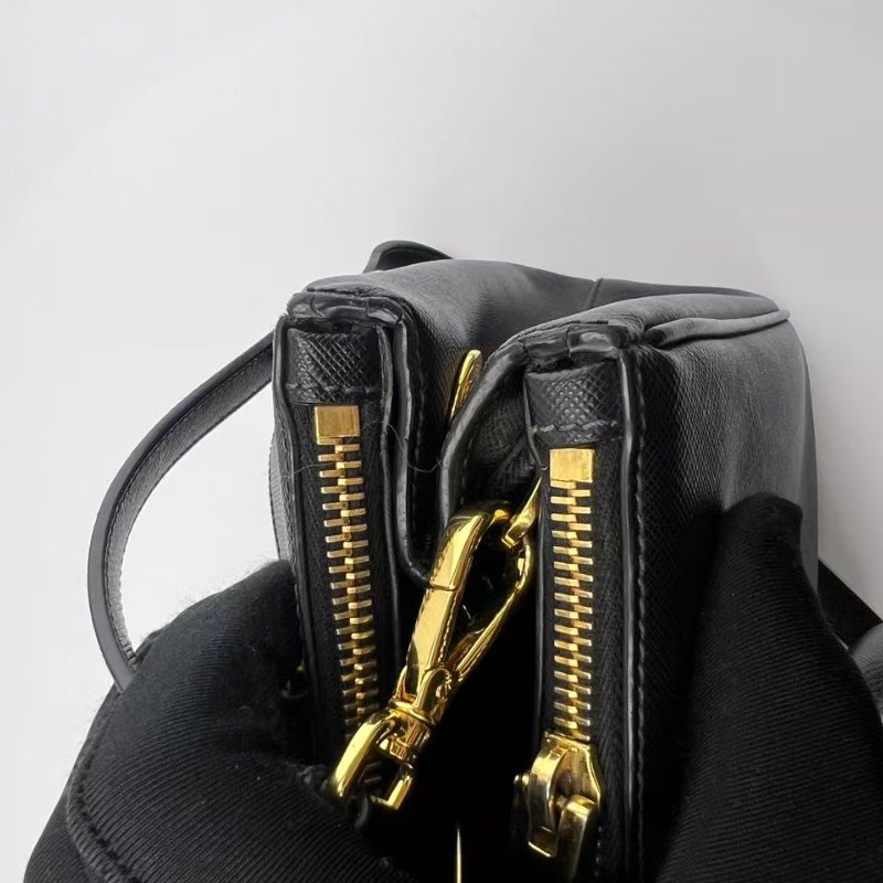 普拉達 Galleria 系列中號 Saffiano 皮革殺手包-4