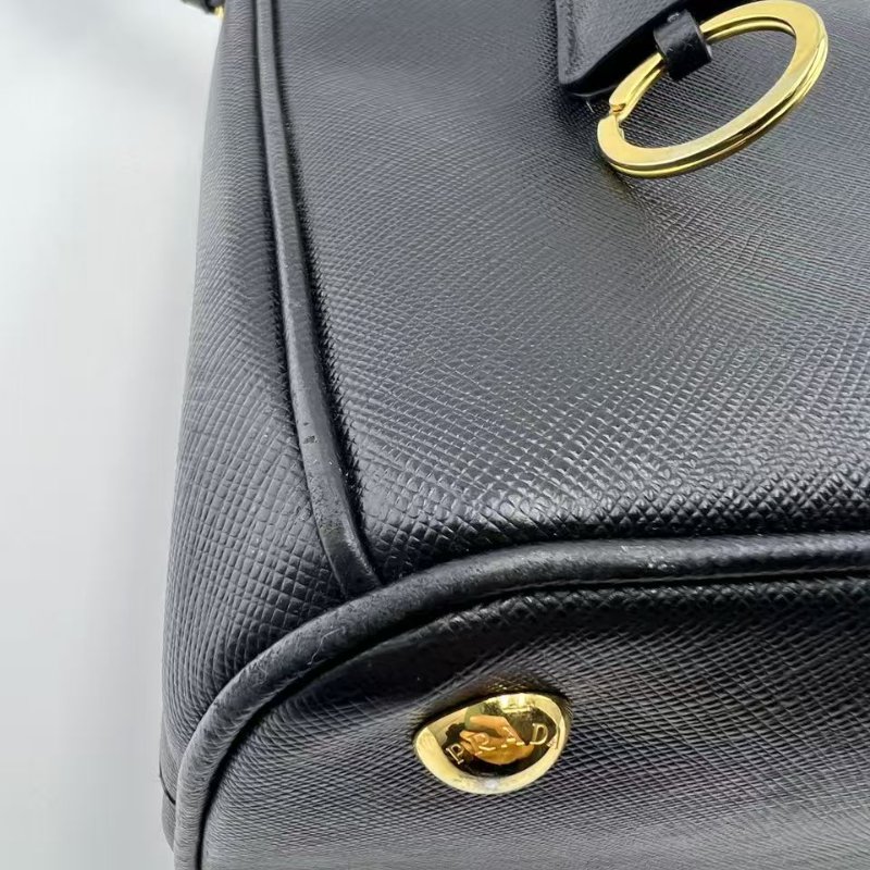 普拉達 Galleria 系列中號 Saffiano 皮革殺手包-25