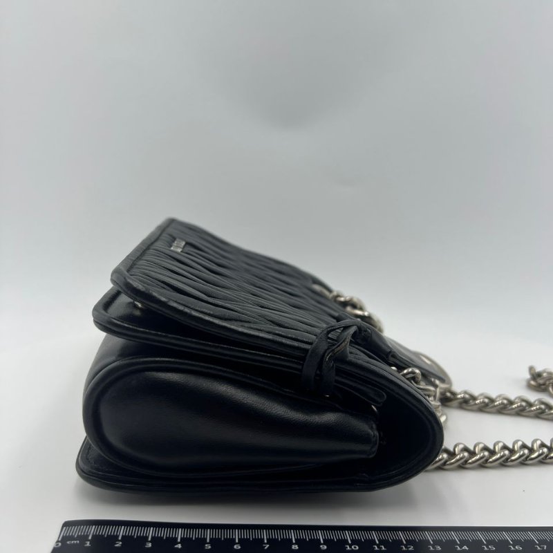 繆繆 Matelassé 系列褶皺皮革鍊條包-7