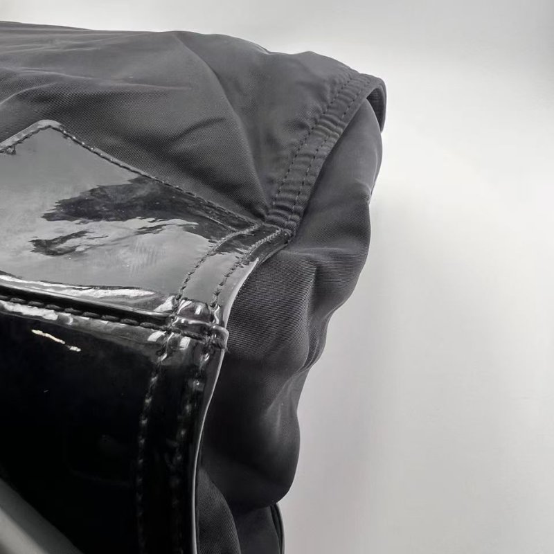 Tory Burch Ella 系列黑色尼龍托特包-13