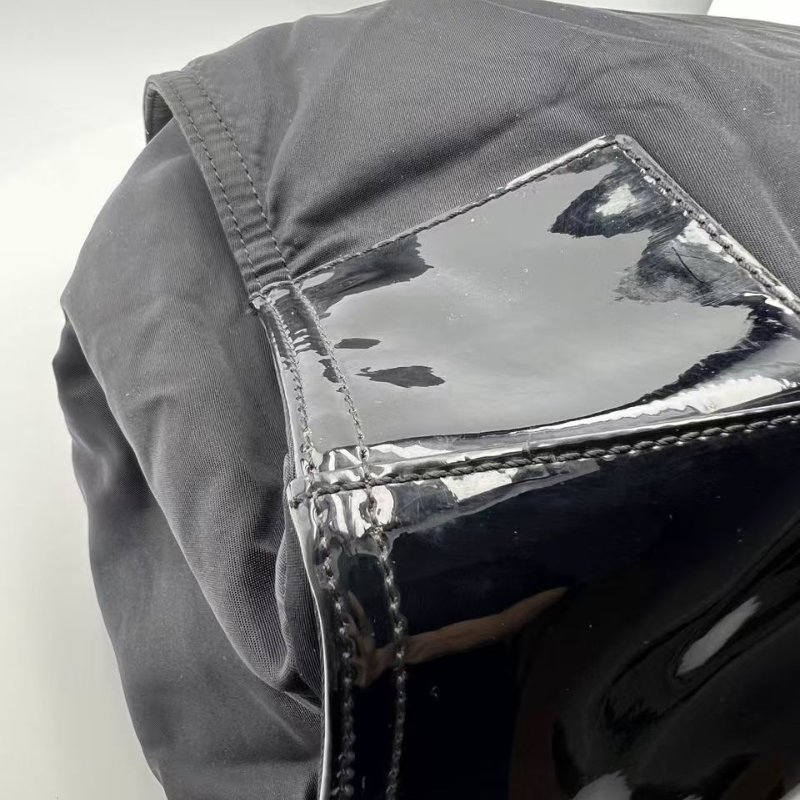 Tory Burch Ella 系列黑色尼龍托特包-18