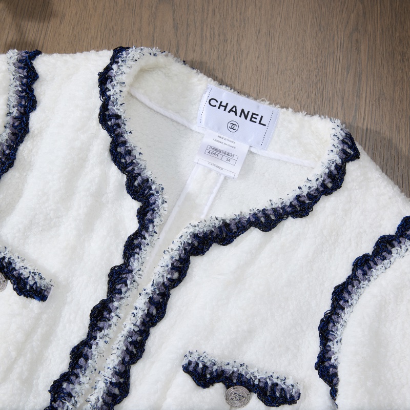 ❤️CHANEL 經典黑白配色 優雅外套-3