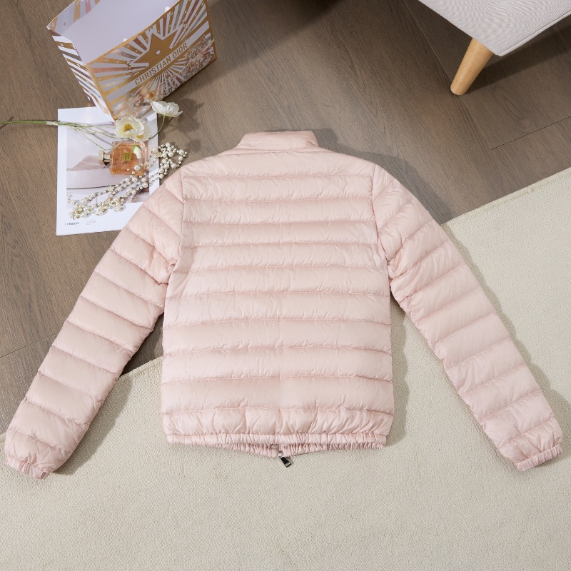 ❤️MONCLER 粉色薄款羽絨 更適合港台兩地秋冬-8