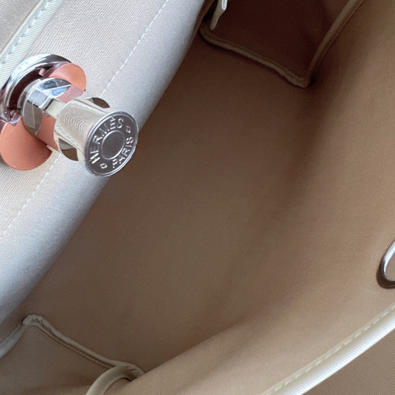 【近新閒置品】W刻 愛馬仕 Hermes 風衣灰拼金棕 Herbag31銀扣 五金帶膜-14