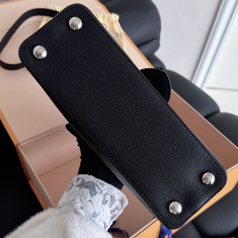 【近新閒置品】Louis Vuitton 路易威登LV 黑銀Capucines BB🐍蛇皮手柄卡普辛 手提斜挎包-7