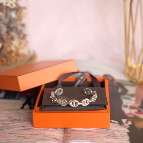 Hermes 豬鼻 銀手鐲