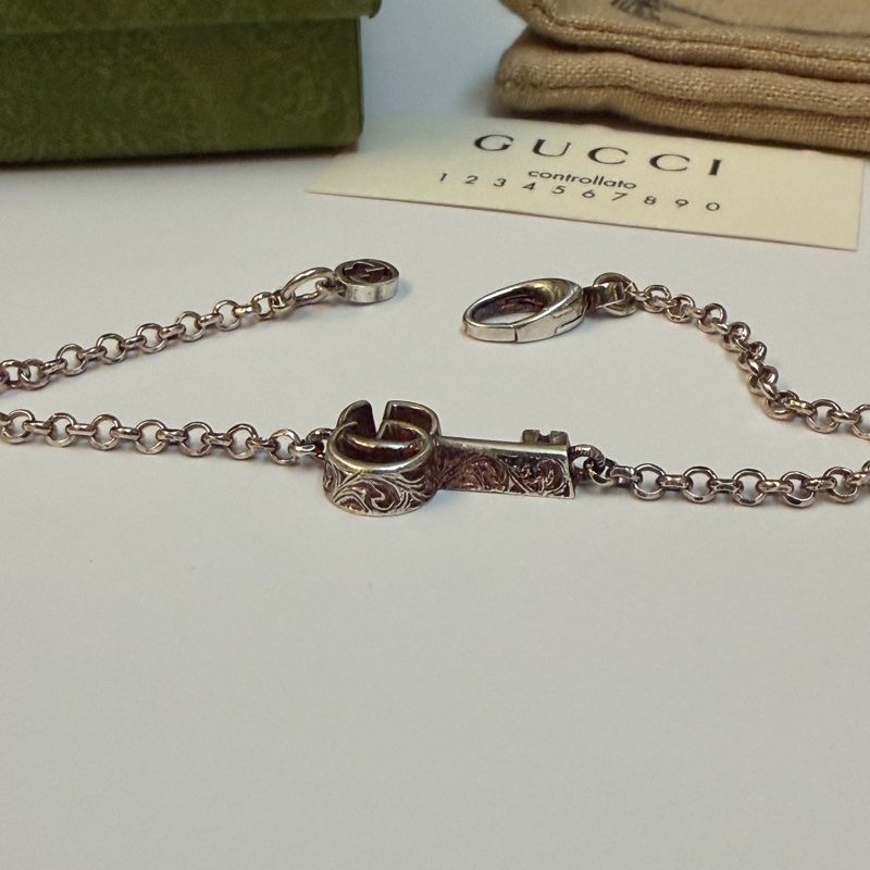 Gucci Key 雕花手鏈-10