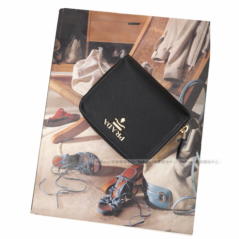 PRADA Saffiano 金字防刮牛皮拉鍊短夾(黑色)-4