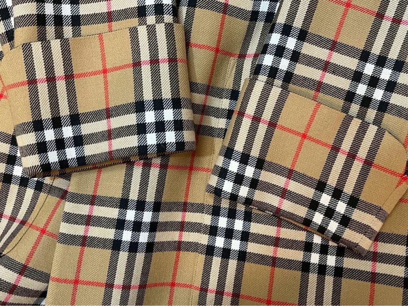 BURBERRY 英國格紋羊毛大衣S-6