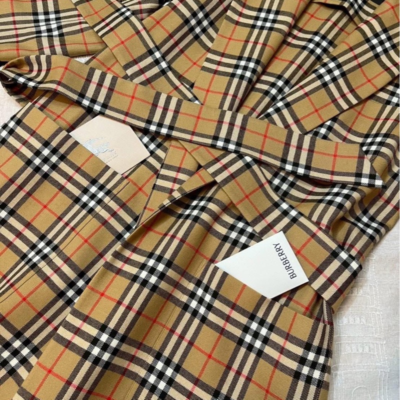 BURBERRY 英國格紋羊毛大衣S-8
