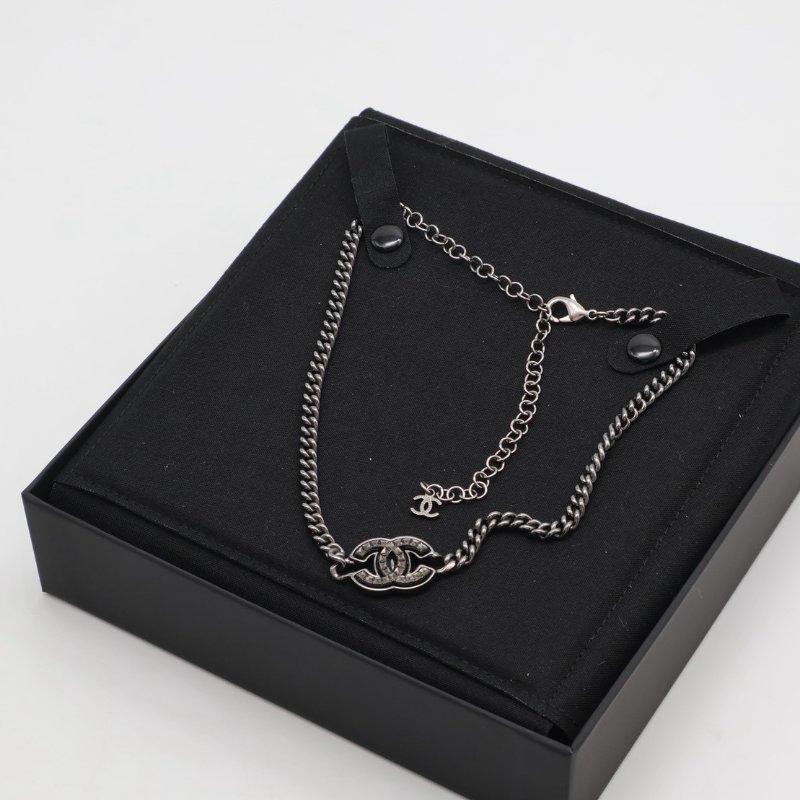CHANEL 24A水鑽雙C項鍊 - So black-0