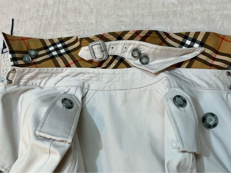 BURBERRY 英國滑鐵盧鉛筆白風衣UK4-3