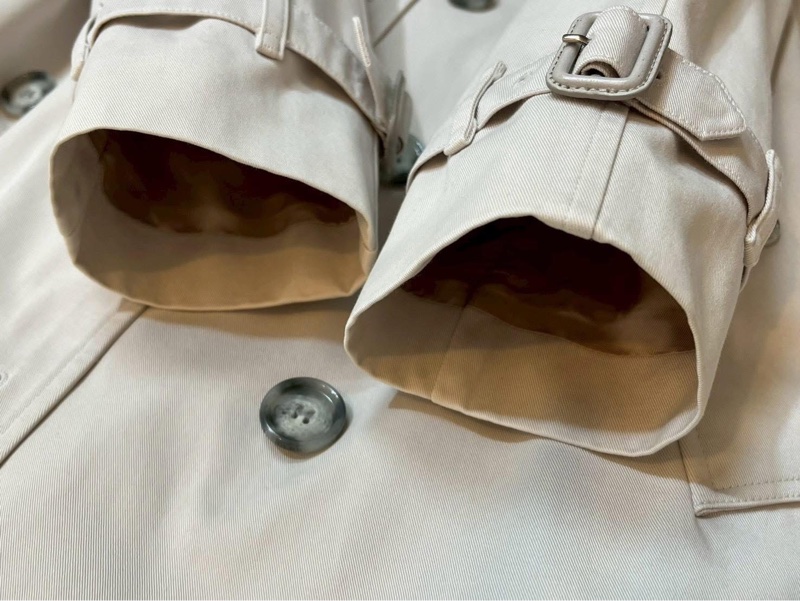 BURBERRY 英國滑鐵盧鉛筆白風衣UK4-5