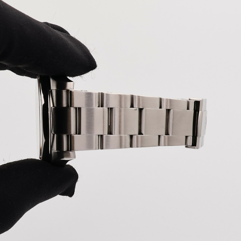 ROLEX Oyster Perpetual 116000-19