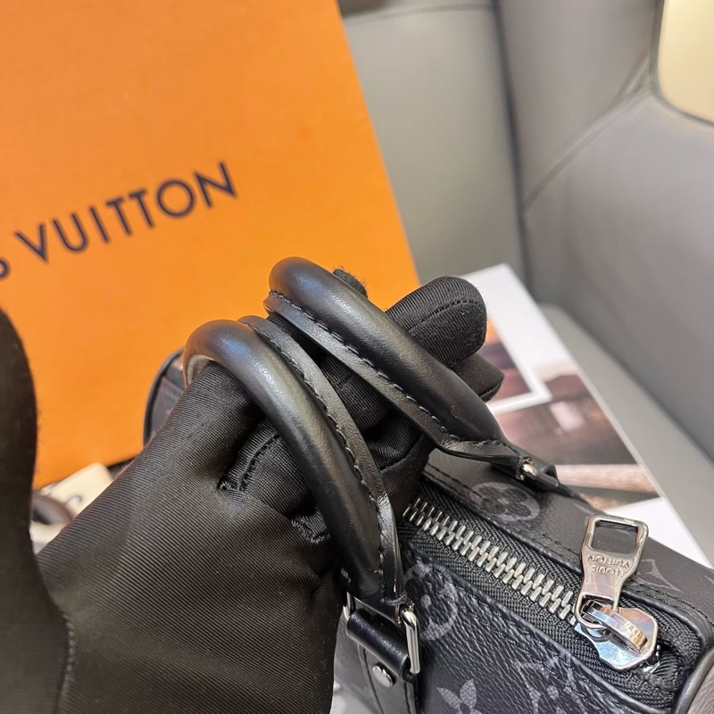 99新  LouisVuitton 路易威登 芯片款 黑花keepallxs 底長21 黑武士 無盒配塵袋-4