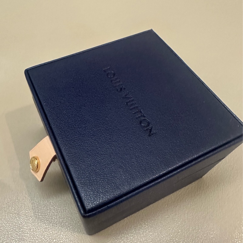 Louis Vuitton 路易威登黃K金Empreinte耳釘-3