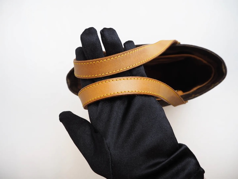 LOUIS VUTTION VIVIAN薇薇安大號-21