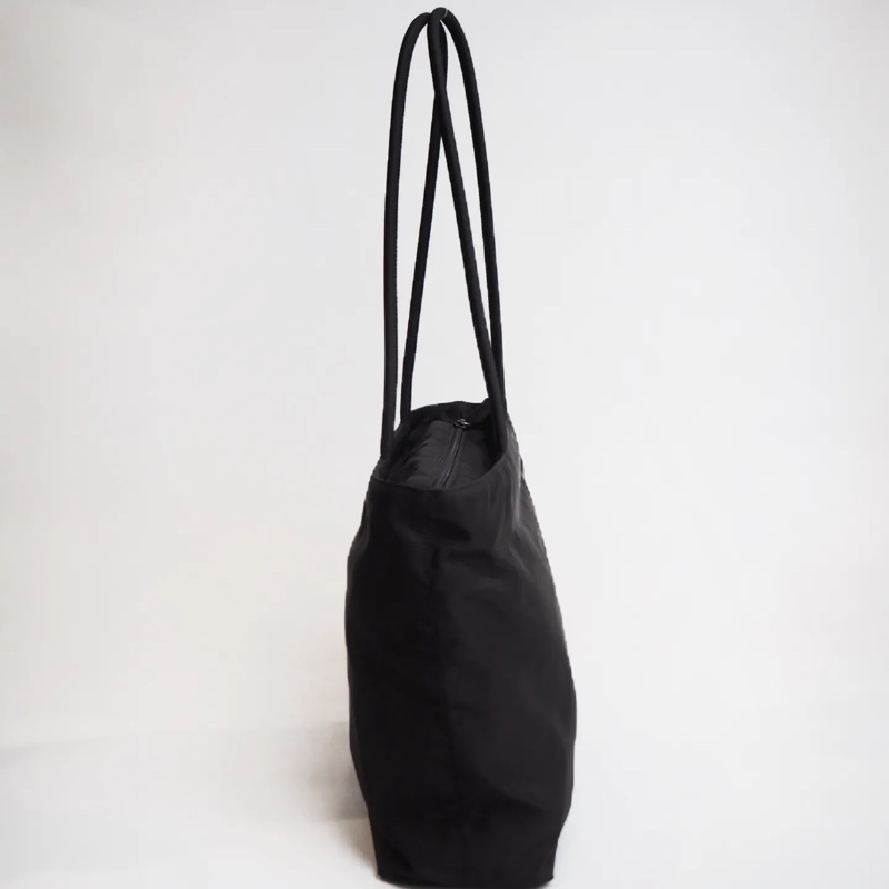 PRADA 降落傘單肩包-8