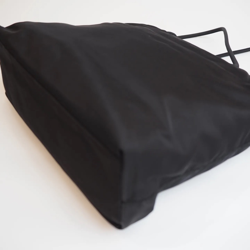 PRADA 降落傘單肩包-15