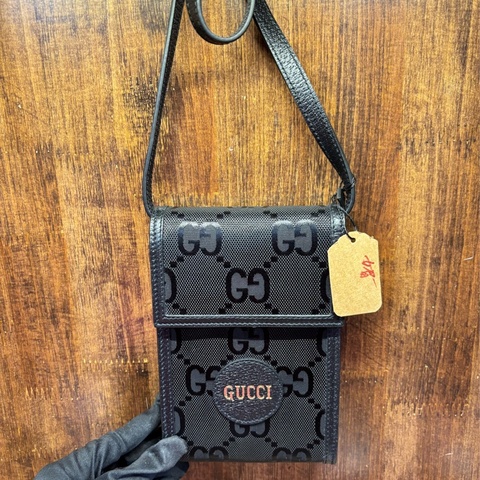 Gucci Off The Grid 黑色斜挎包