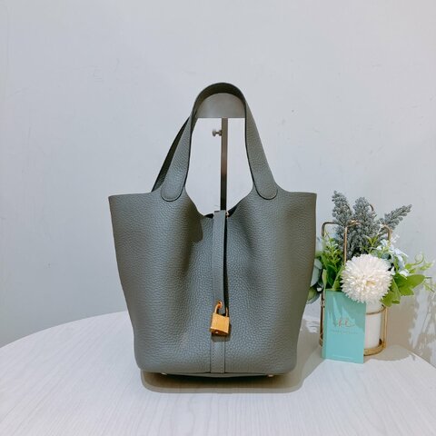 TK1918 愛馬仕菜籃子22 積雨雲灰 手拿包包 Hermes Picotin lock 22 Taurillon Clemence OL Gris Meyer