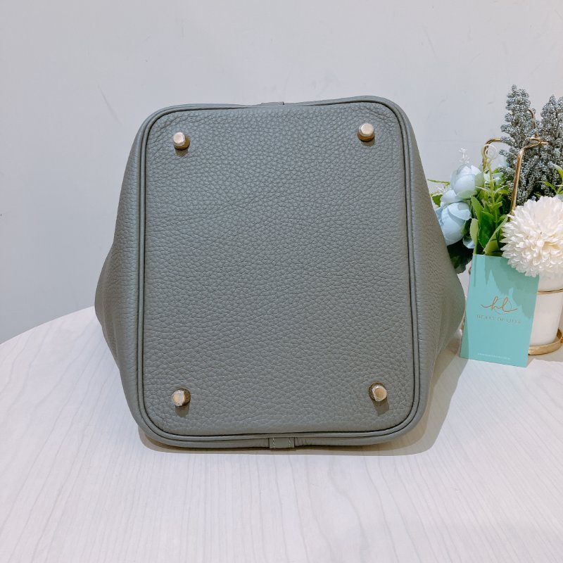 TK1918 愛馬仕菜籃子22 積雨雲灰 手拿包包 Hermes Picotin lock 22 Taurillon Clemence OL Gris Meyer-5
