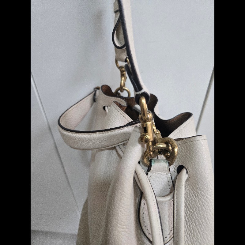 COACH Lora Bucket白色水桶包-11