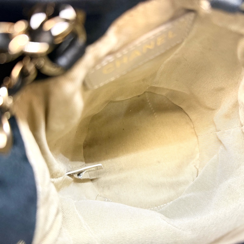 Chanel黑絲絨水鑽金球MINI水桶包AS1894-6