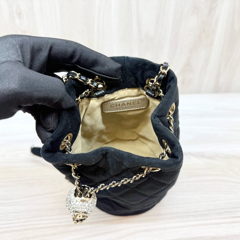 Chanel黑絲絨水鑽金球MINI水桶包AS1894-7