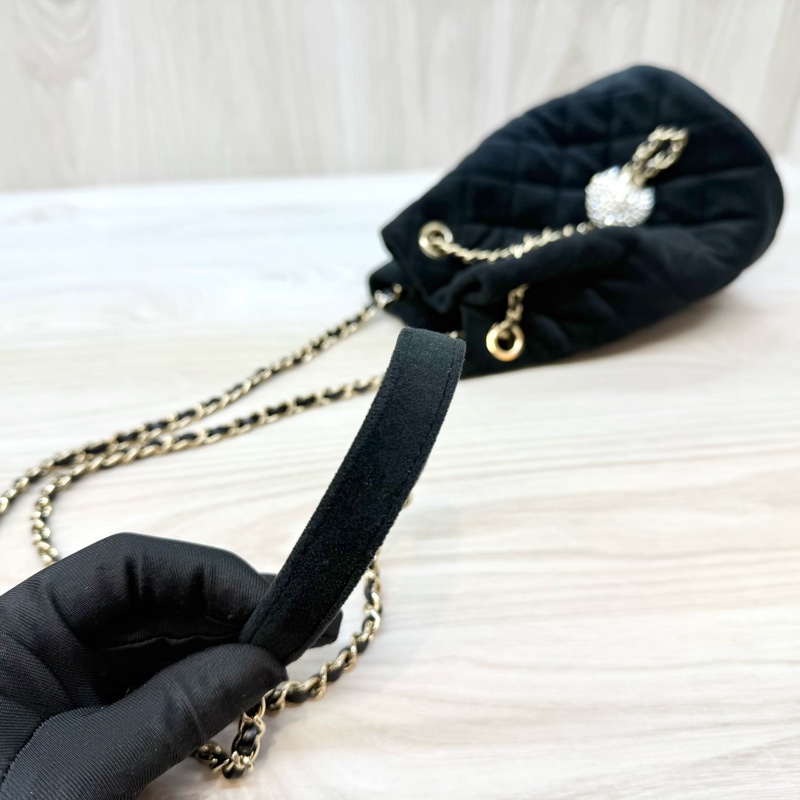 Chanel黑絲絨水鑽金球MINI水桶包AS1894-9