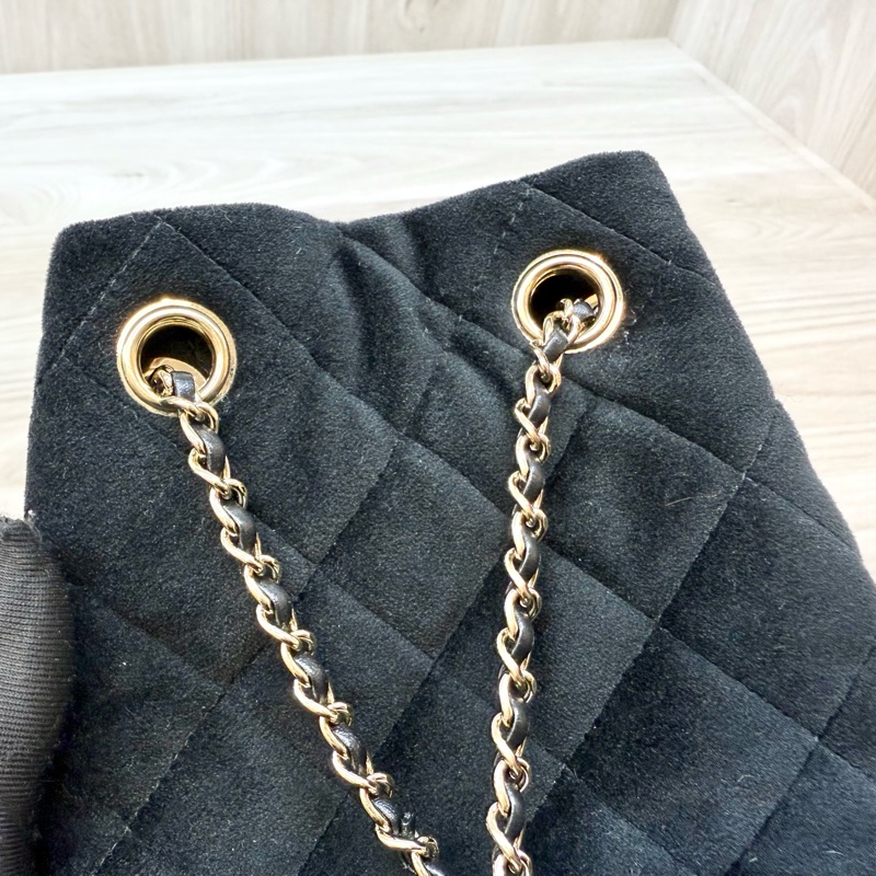 Chanel黑絲絨水鑽金球MINI水桶包AS1894-10