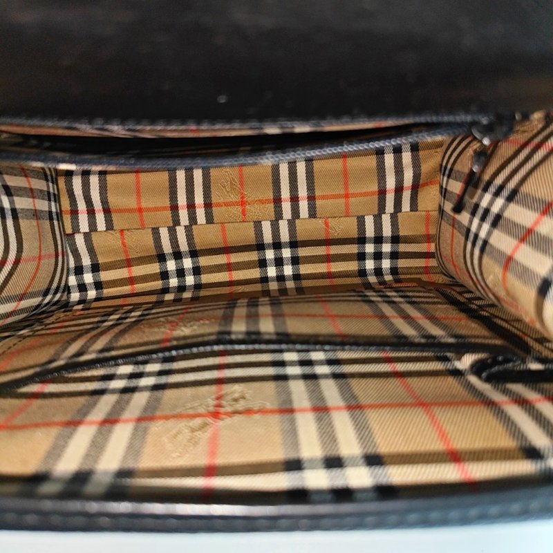 BURBERRY黑色牛皮單肩包手提包斜挎包金色五金可拆卸肩帶-6