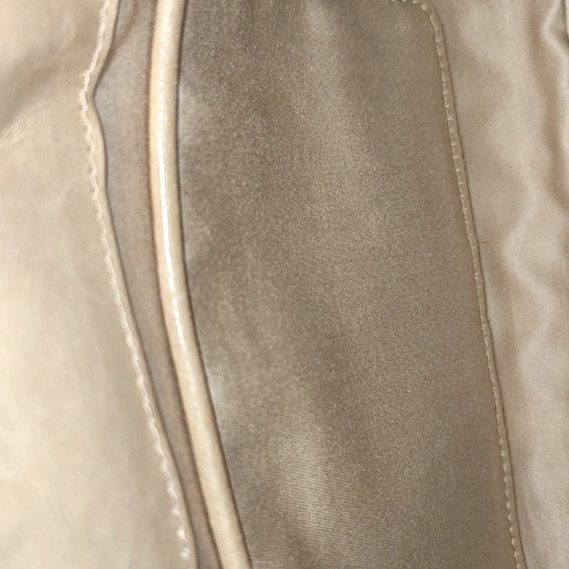 Miu Miu卡其色牛皮單肩包斜挎包金色五金-10