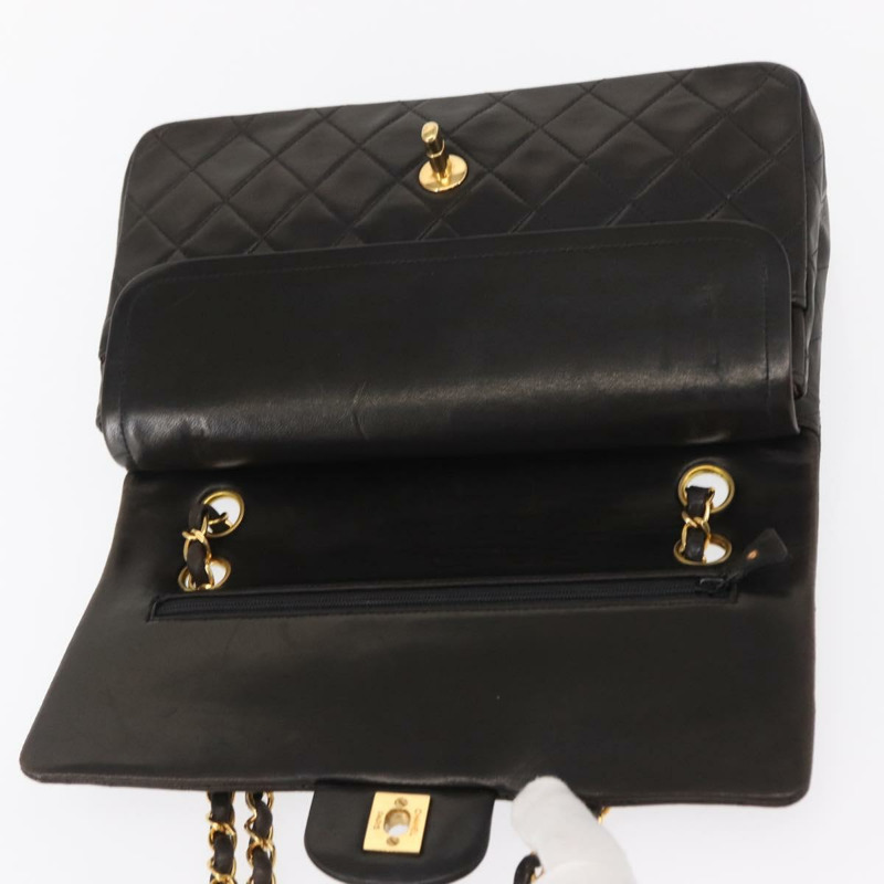 【日本直送】香奈兒 Matelasse 25 鏈條肩背包,羊皮材質,黑色,金色雙C標誌,正品編號 158894SAV-14