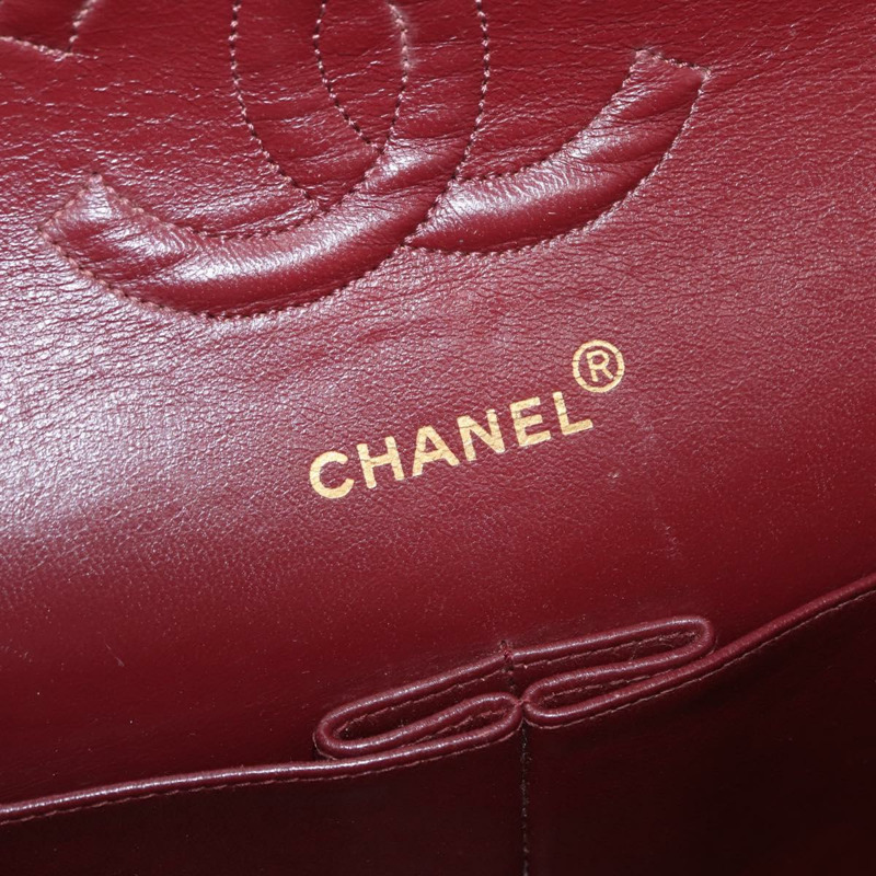 【日本直送】香奈兒 Matelasse 25 鏈條肩背包,羊皮材質,黑色,金色雙C標誌,正品編號 158894SAV-20