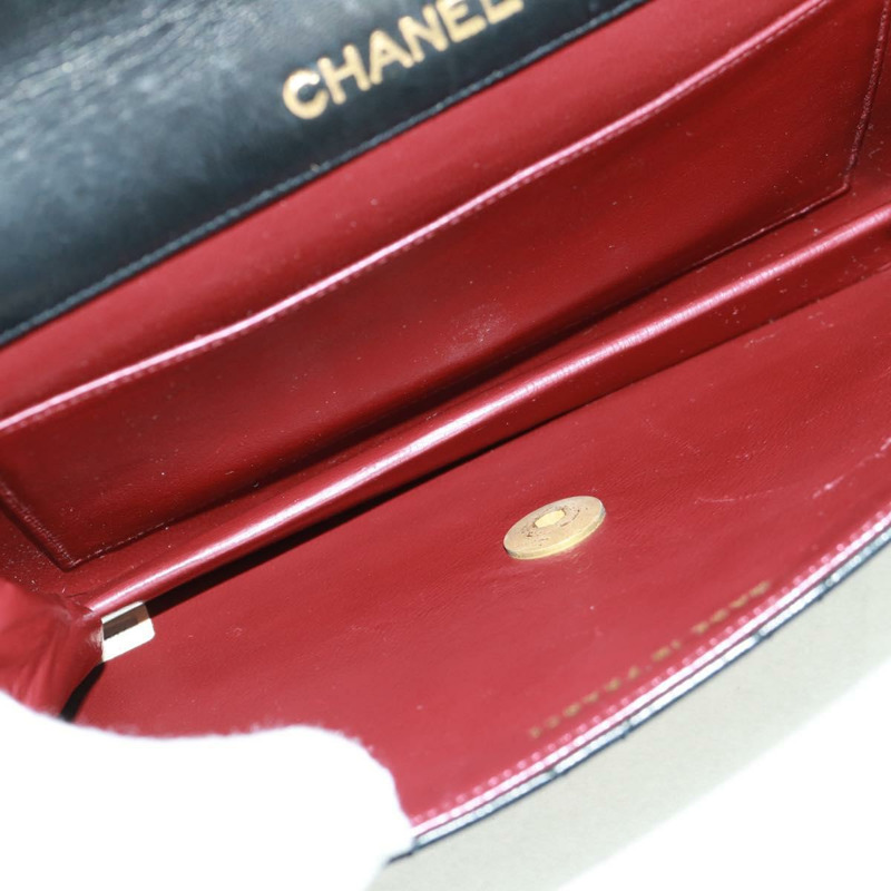 【日本直送】香奈兒 (CHANEL) 絎縫手拿包,羊皮材質,黑色,金色雙C標誌,正品編號 mr1806V-15