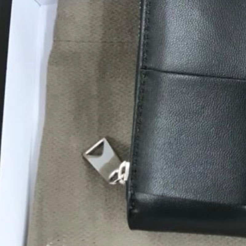 Bottega Veneta zipper long wallet ( Black )-2