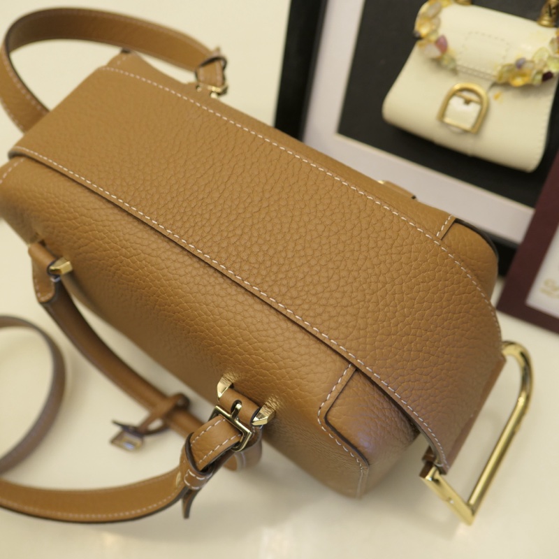 Delvaux Cool Box mini經典尺寸,金金經典配色,9成9新-26