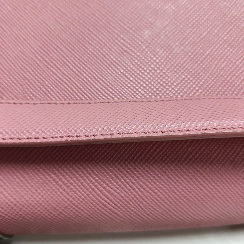 PRADA Monochrome粉色牛皮十字紋斜挎包銀色五金-15