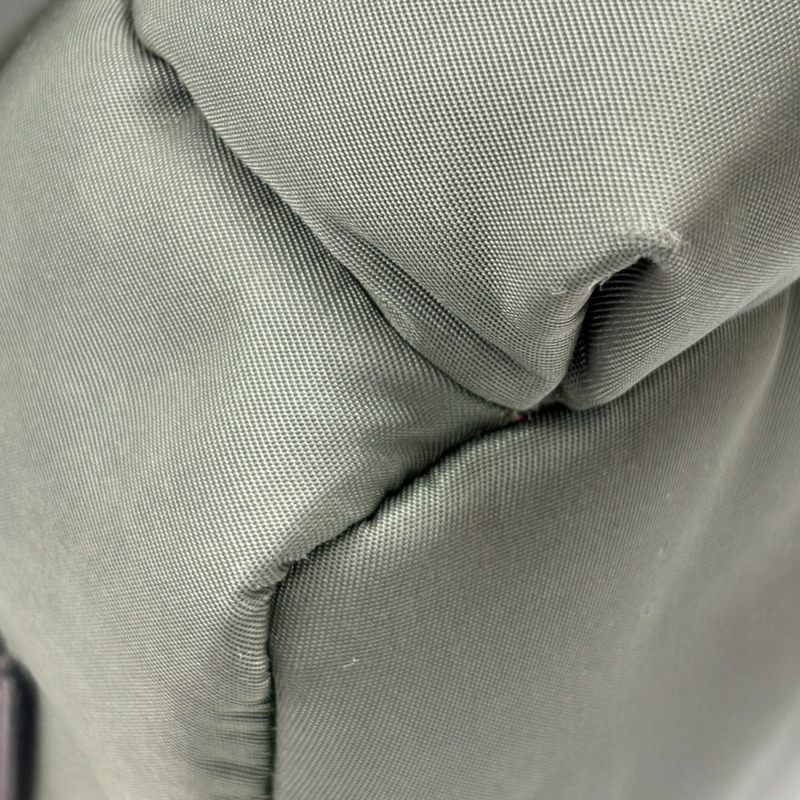 卡其色 尼龍 Bag Bugs 後背包 【FENDI 芬迪】 7VZ012-11