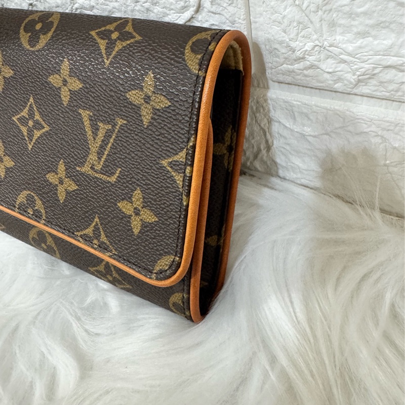 LOUIS VUITTON LV M51852 RiE 肩背 小包-7